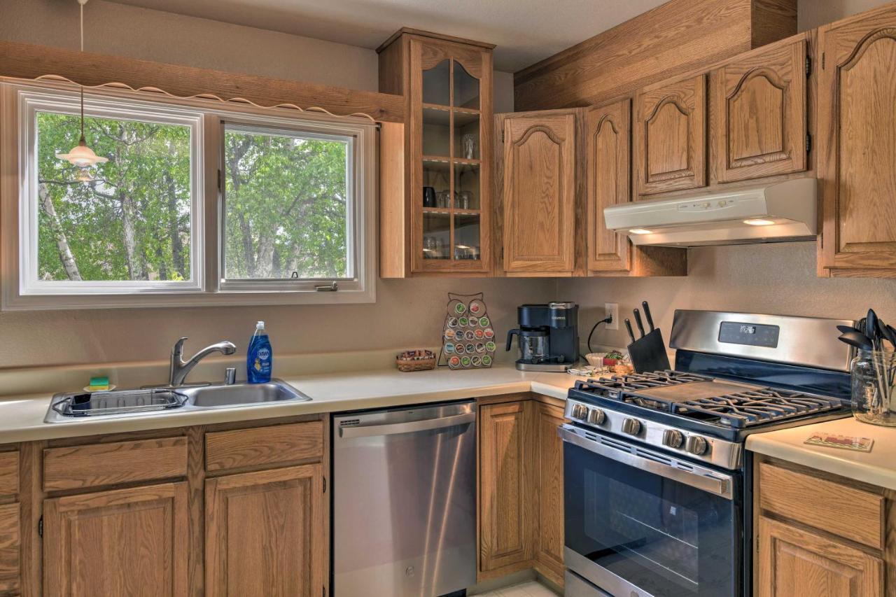 Villa Pet Friendly Anchorage Retreat With Deck And Yard Exterior foto