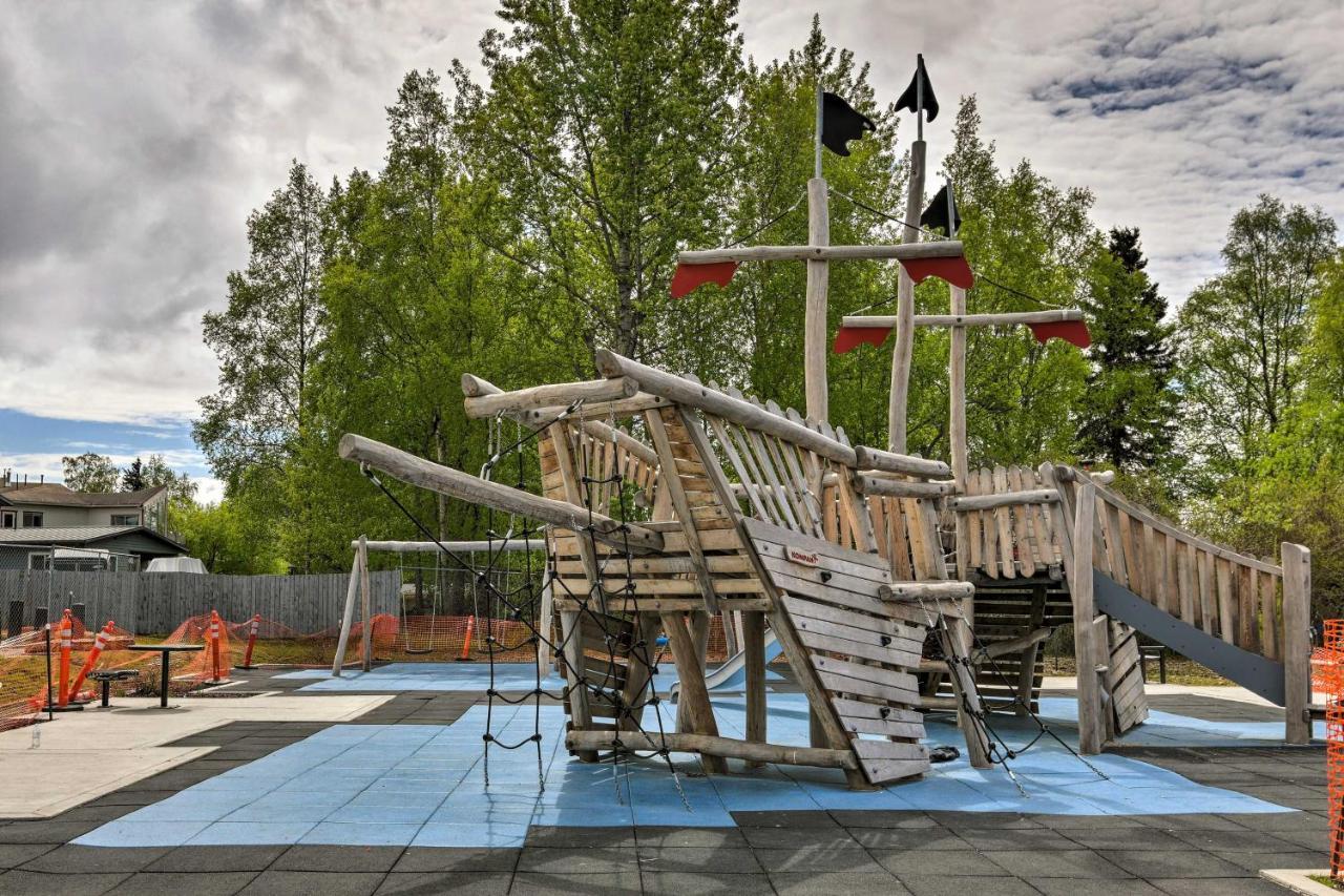 Villa Pet Friendly Anchorage Retreat With Deck And Yard Exterior foto
