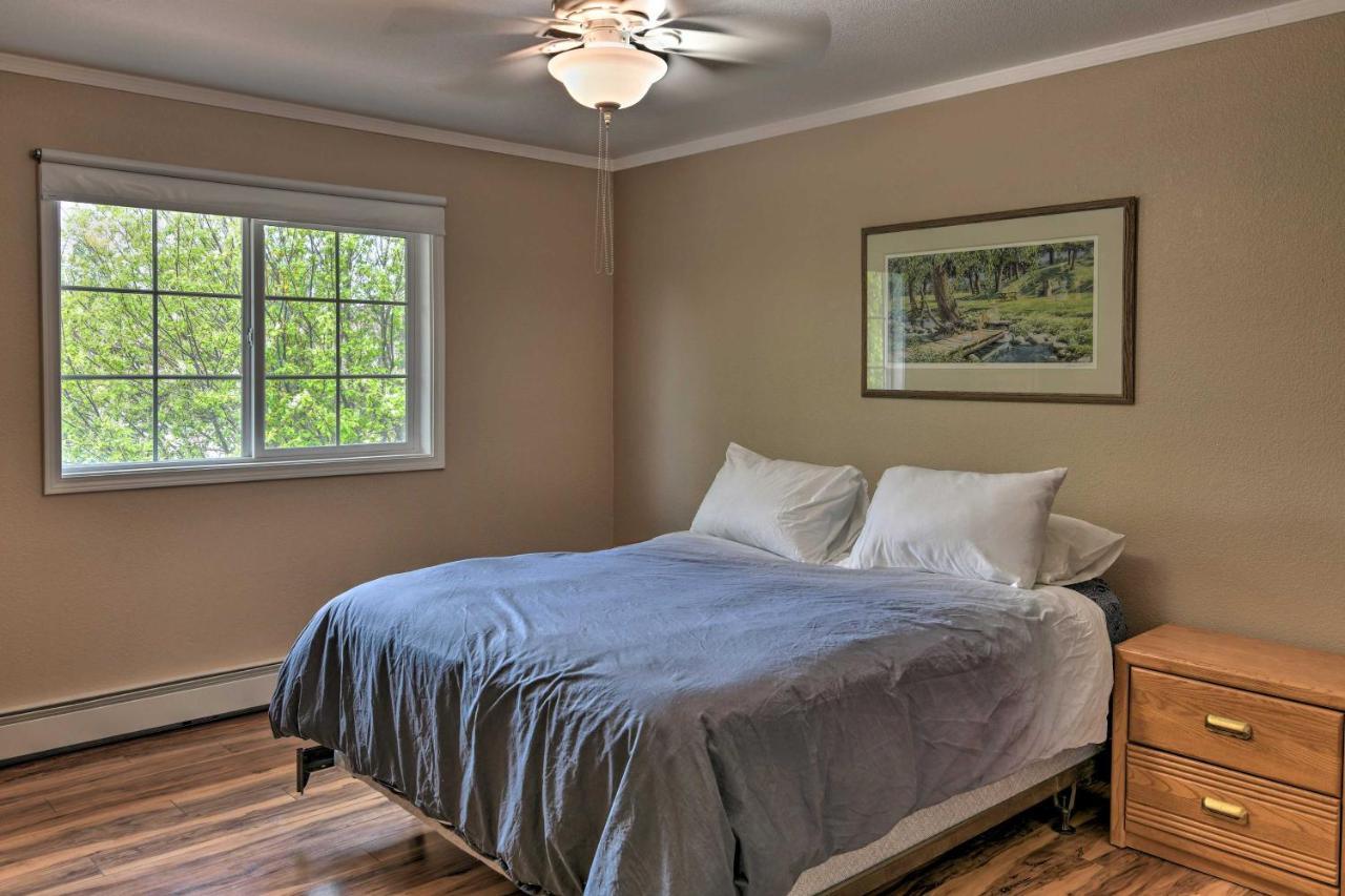 Villa Pet Friendly Anchorage Retreat With Deck And Yard Exterior foto